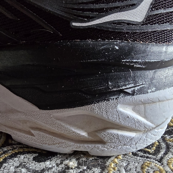 Hoka BONDI 7 Mens Size 10 - Picture 2 of 9